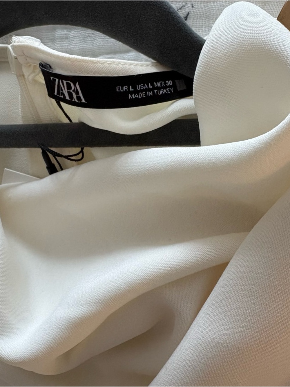 Zara Golden Appliqué SleevelessTop In Ecru Cream Size L NWT - Picture 9 of 10
